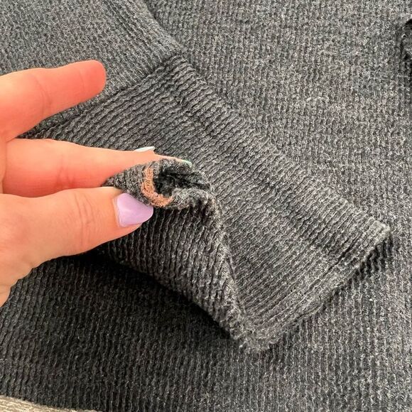 Madewell ribbed bell sleeve sweater - Picture 4 of 8